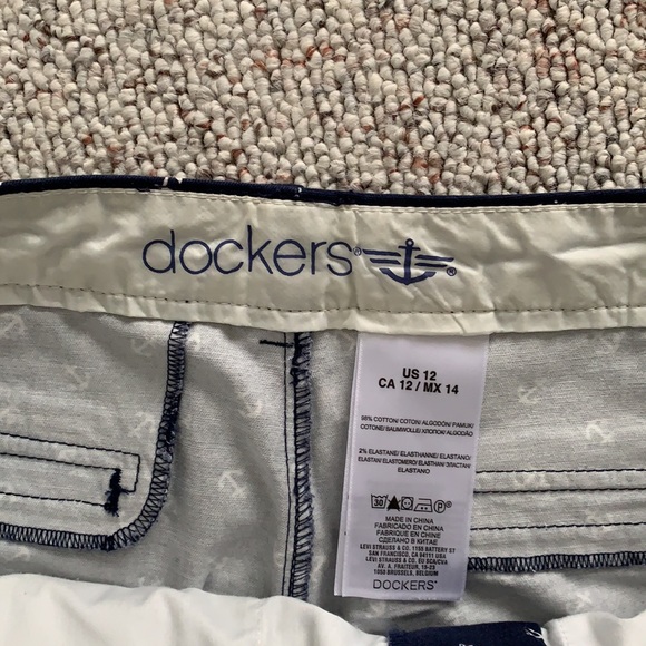 Docker Shorts - Picture 3 of 3